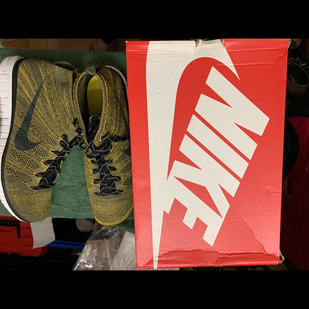 Nike chukka tuning shoes flyknit